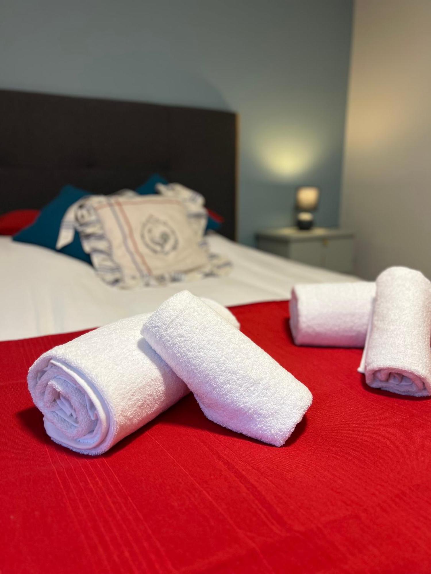 Le Citadin Bourguignon Guest House Toucy Luaran gambar
